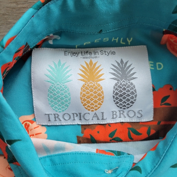 Tropical Bros Natalie's Island Juice Hawaiian Button Up Shirt Mens Medium - Picture 4 of 5